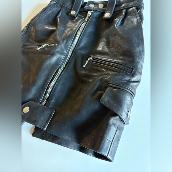 FRAME Black Lamb Leather Skirt with Zipper Detail - Picture 6 of 16